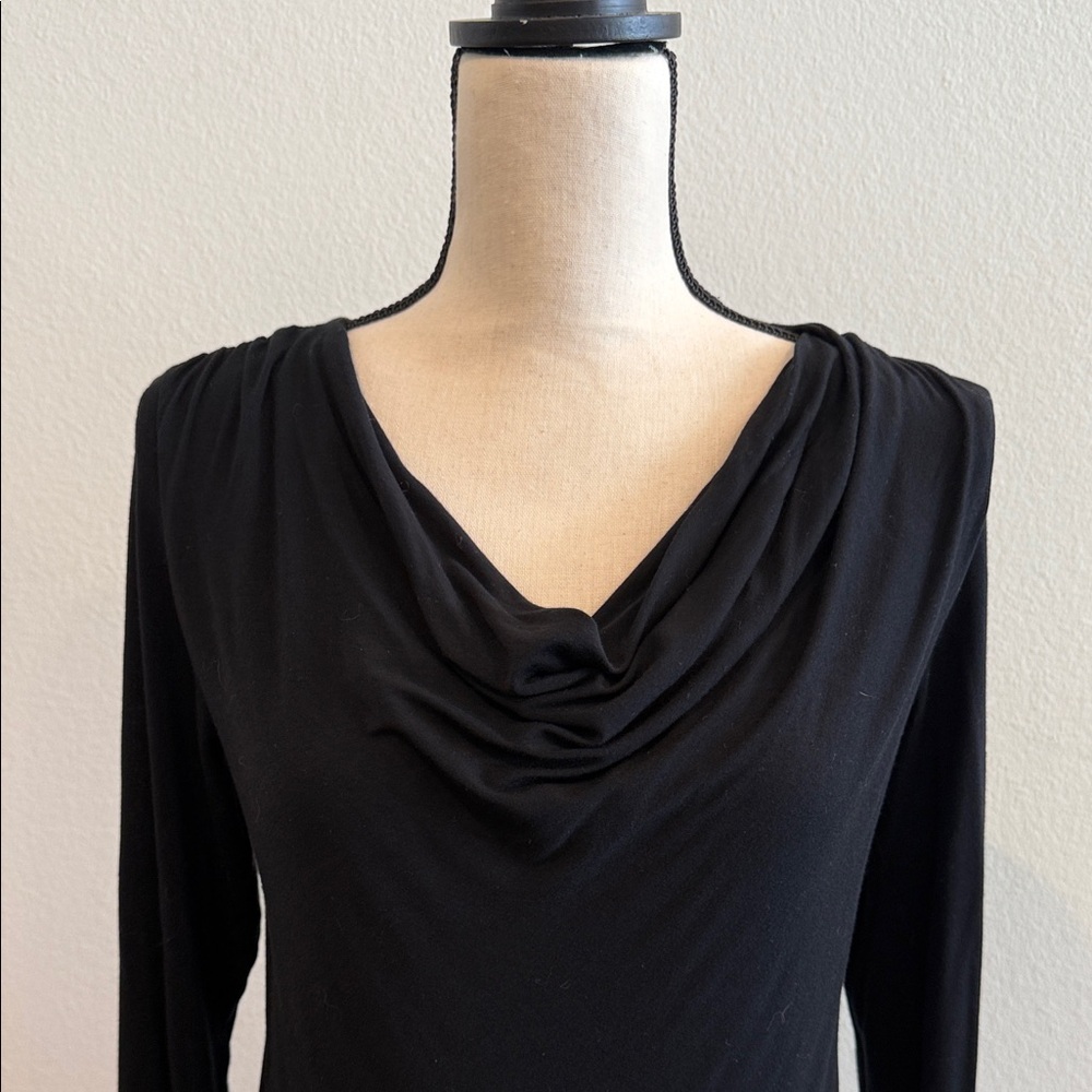 Majestic Filatures Black Long Sleeve Women's Top - Picture 2 of 3